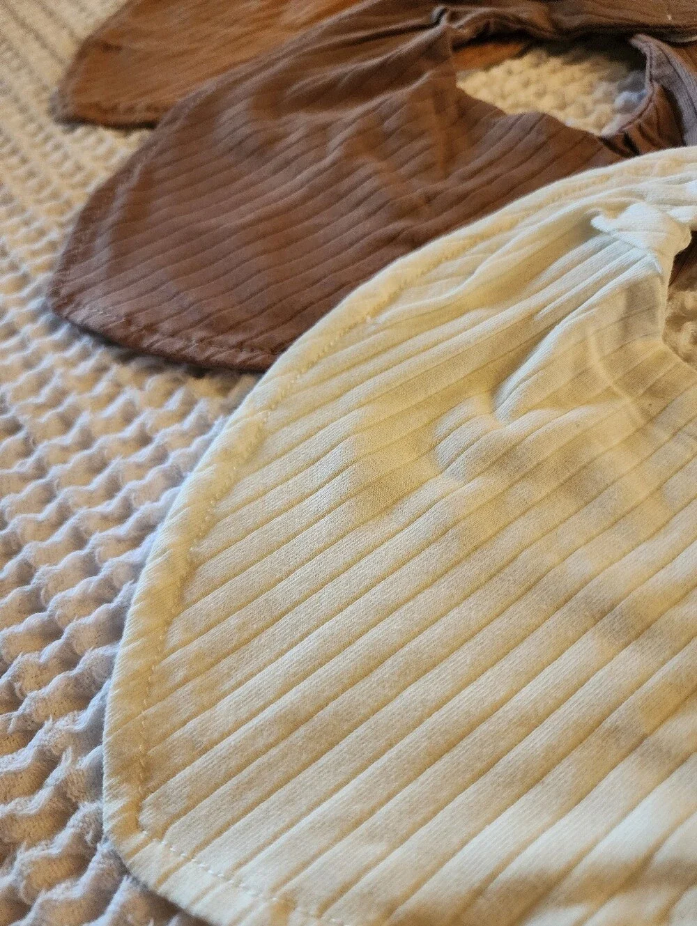 Neutral Ribbed Baby Bib Set